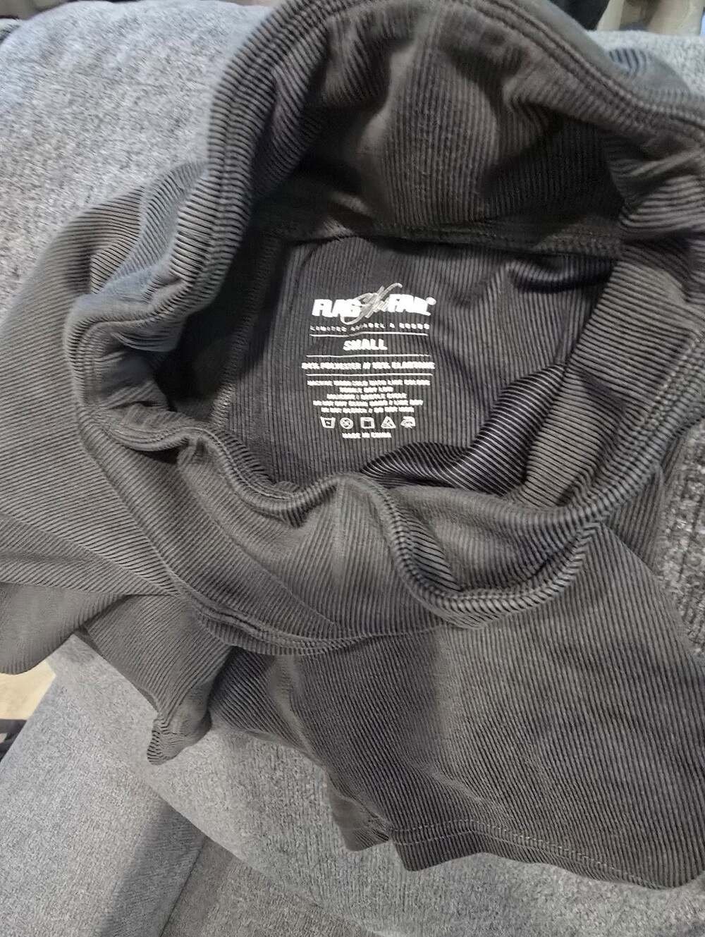 flag nor fail Black Ruched Active Shorts - Picture 5 of 5